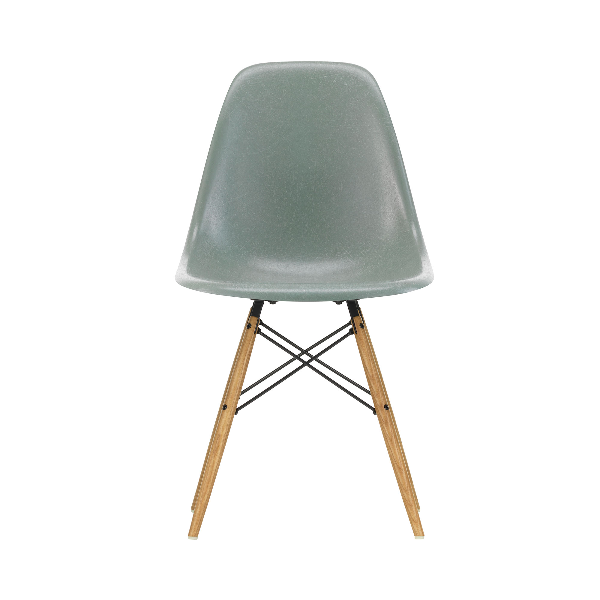 Eames Fiberglass Chair DSW