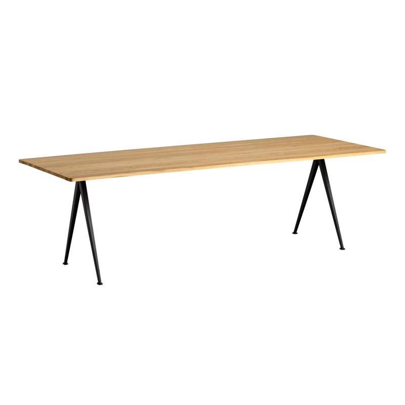 Tisch Pyramid 02