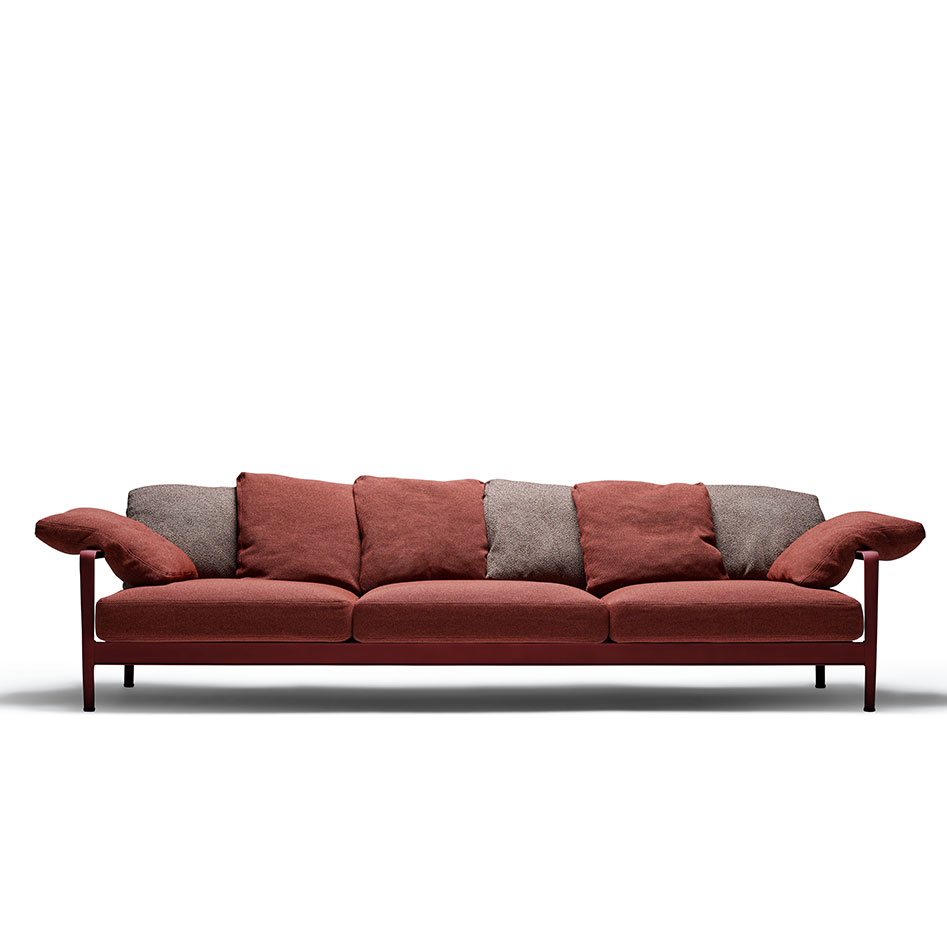 Knoll Sofa Lissoni mit rostroten Polstern und gemischt bezogenen Rückenkissen in Rostrot und Grau