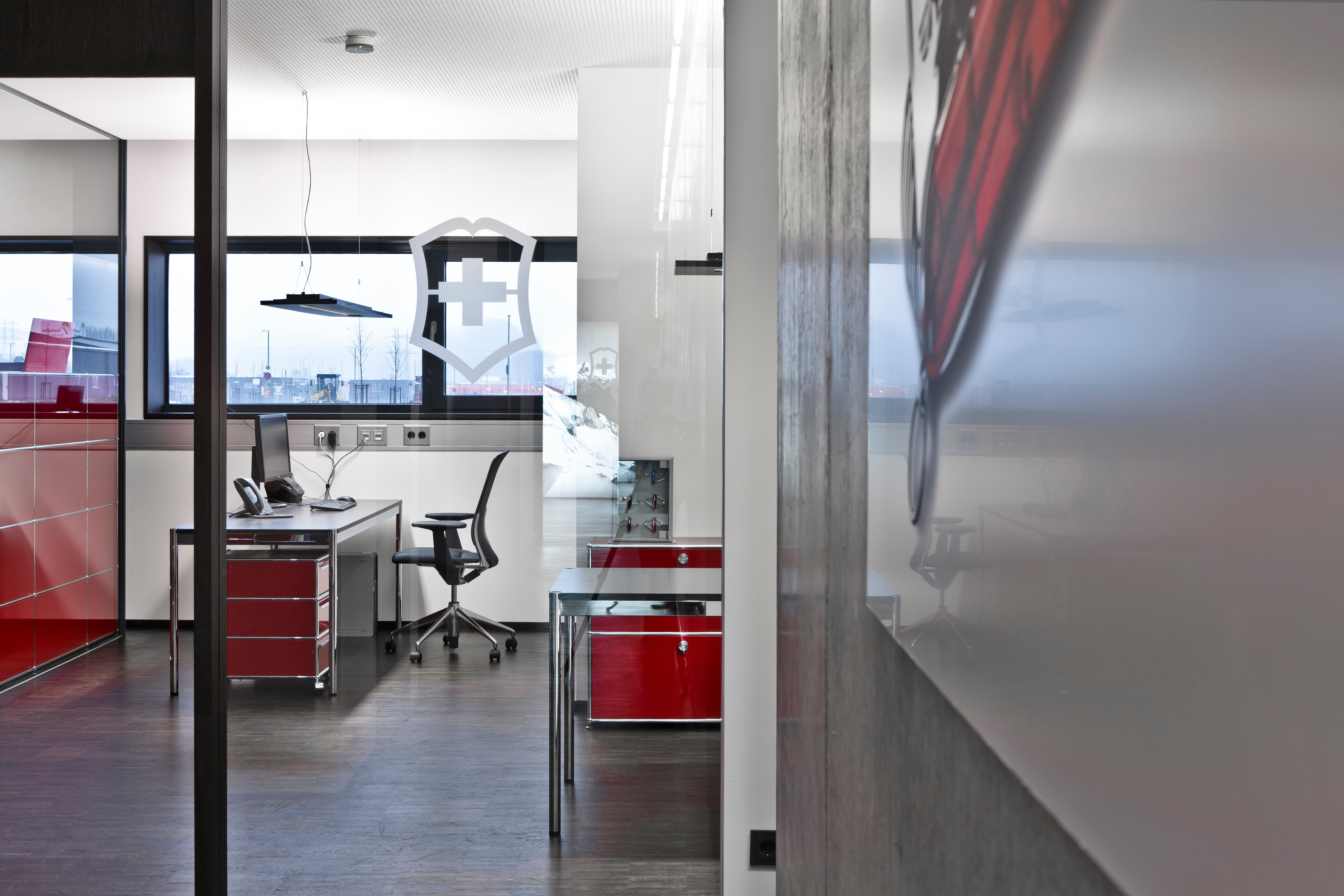 Arbeiten im Einklang mit Form und Farbe.