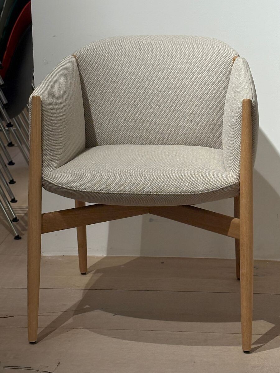 Stuhl Kagu