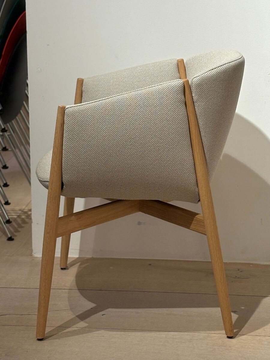 Stuhl Kagu