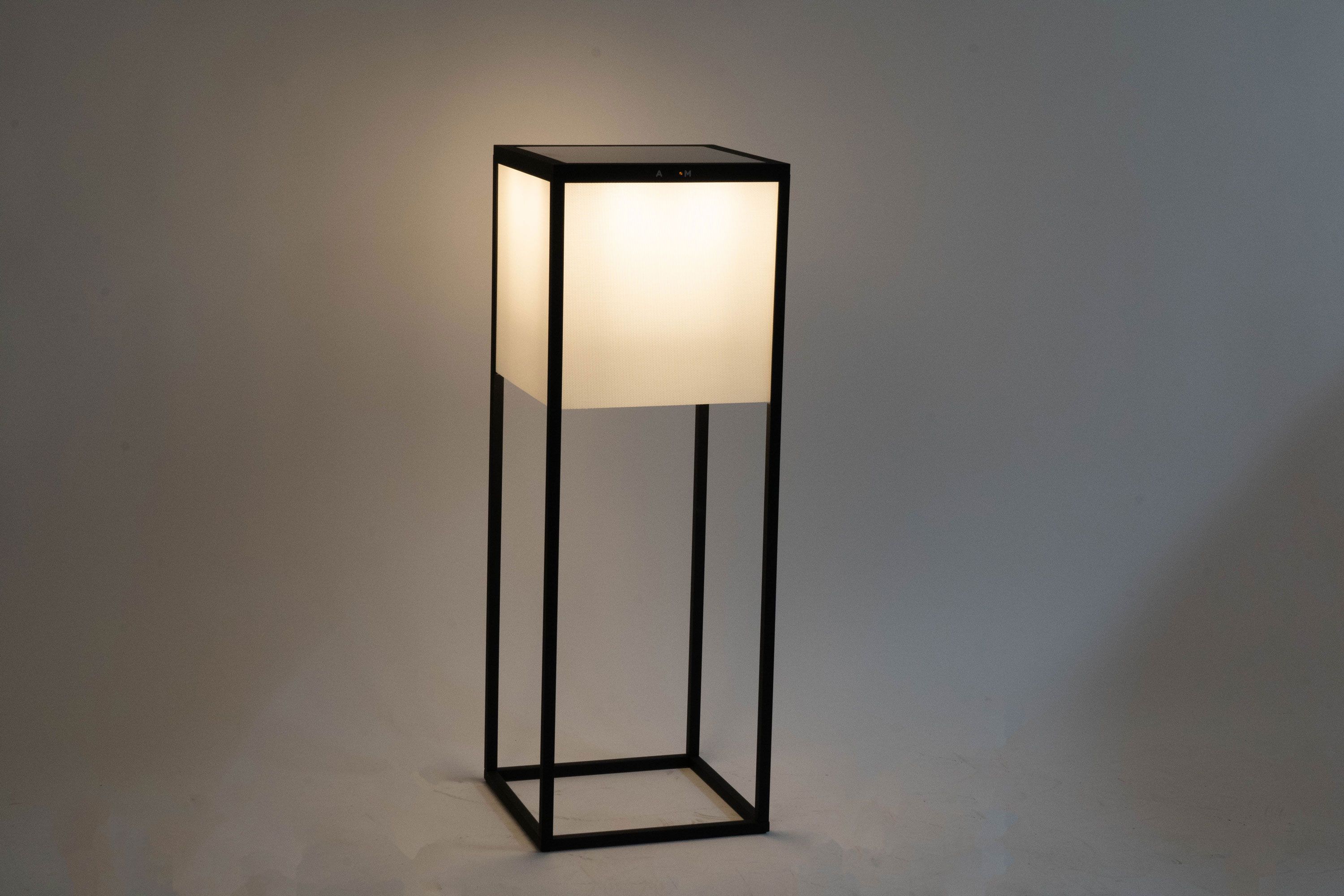 Akku-/Solarleuchte Fil M