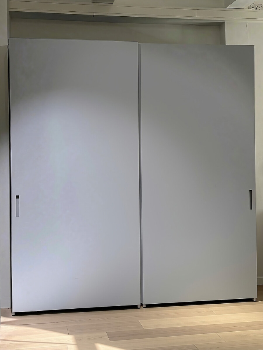 Kleiderschrank Storage