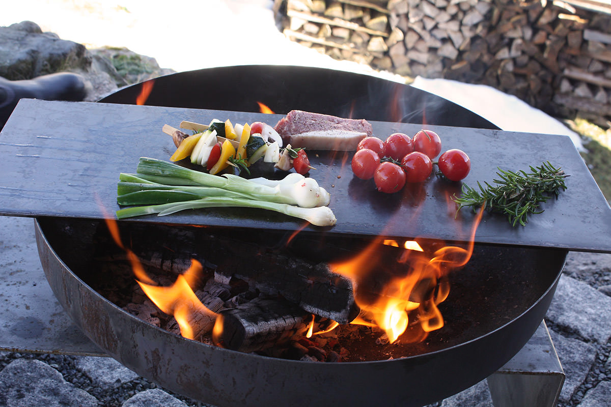 Teppanyaki für Feuerschale von Raumgestalt