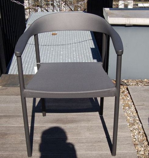 Armlehnstuhl Illum
