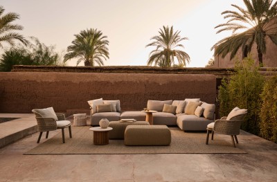 Sofa Nodi Lounge mit Sessel Suro und  Hocker Mai von Tribu