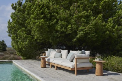 Beistelltisch Dunes mit Sofa Pure von Tribu
