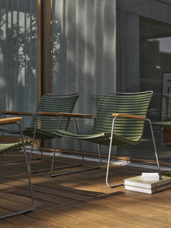 Click roomy lounge chair HOUE