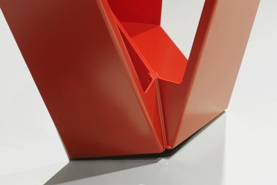 Hocker Miori
