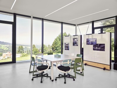 Vitra Referenz Pavillon Institut Rosenberg St. Gallen