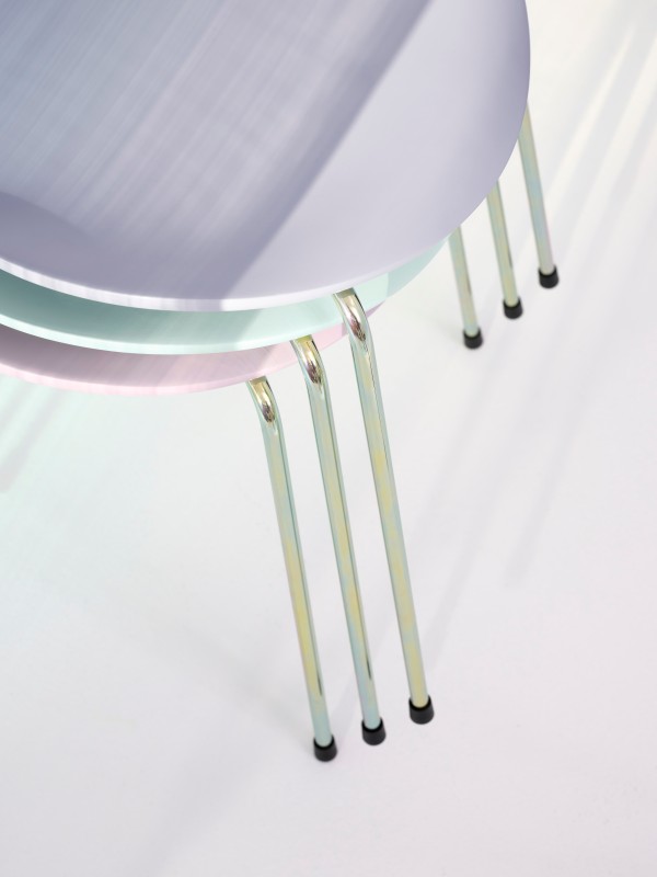 Fritz Hansen Serie 7 Stuhl in 7:14 AM Colour Edition