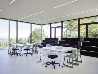 Vitra Referenz Pavillon Institut Rosenberg St. Gallen