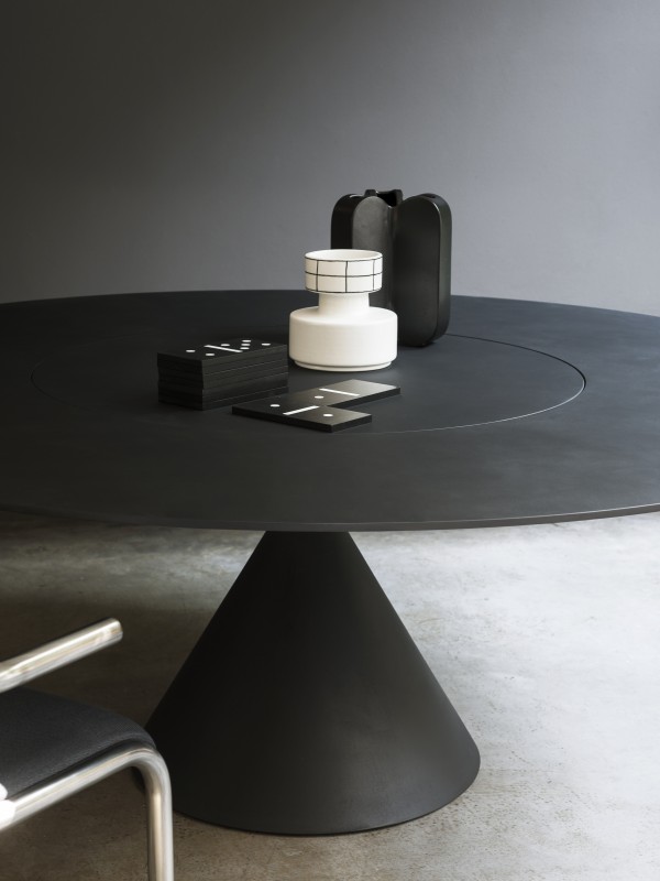 Tisch Clay von Desalto