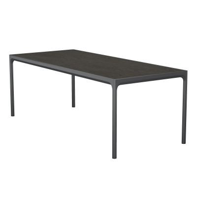 Tisch Four