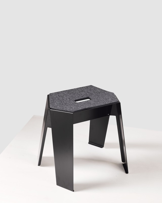 Hocker Miori